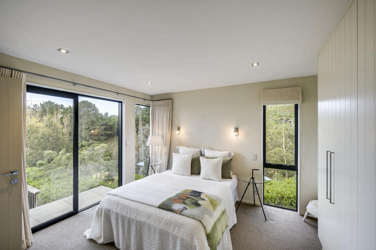 13 and 7 Burbury Ridge Havelock North_21