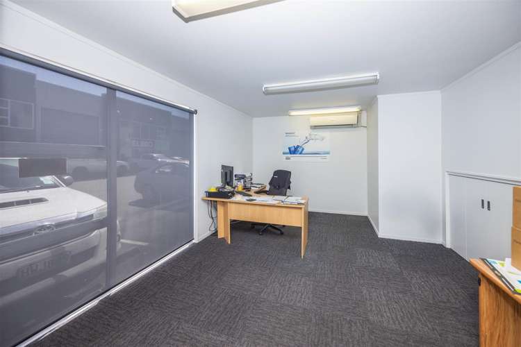 Unit 12, 9 Karewa Place Pukete_6