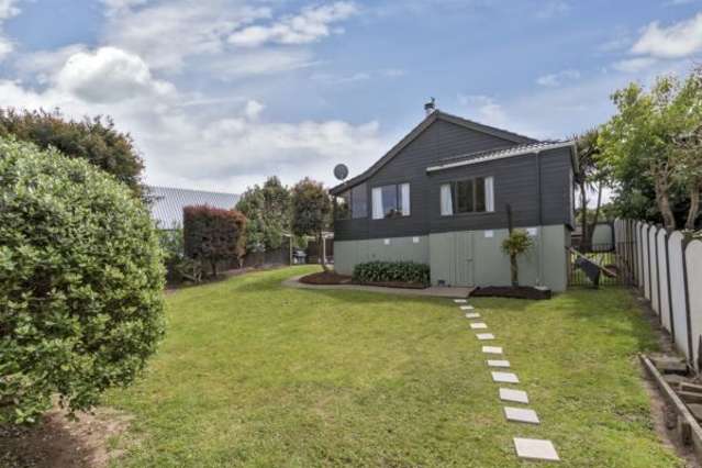 13 Deodar Place Totara Heights_1