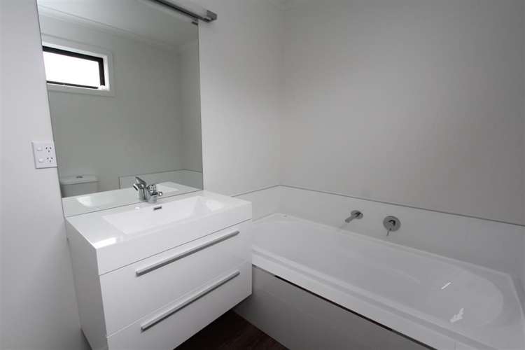 1/3 Korimako Street Frankton_10