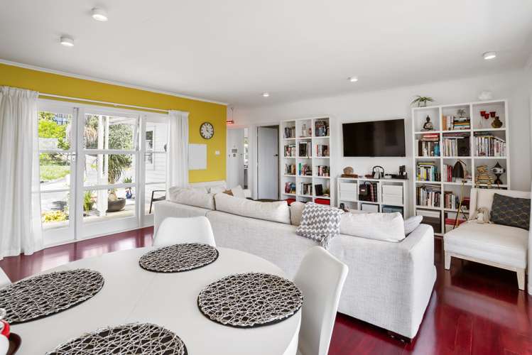 293 Don Buck Road Massey_10