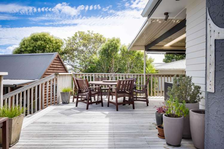 16 Paton Avenue Te Atatu South_16