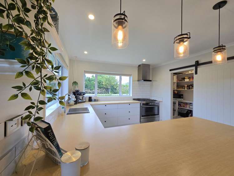 3 Pine Tree Road Kaniere_5