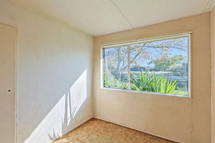 25 Burton Crescent Flaxmere_11