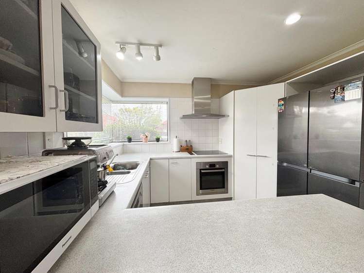 1 Claverley Gdns Avonhead_3