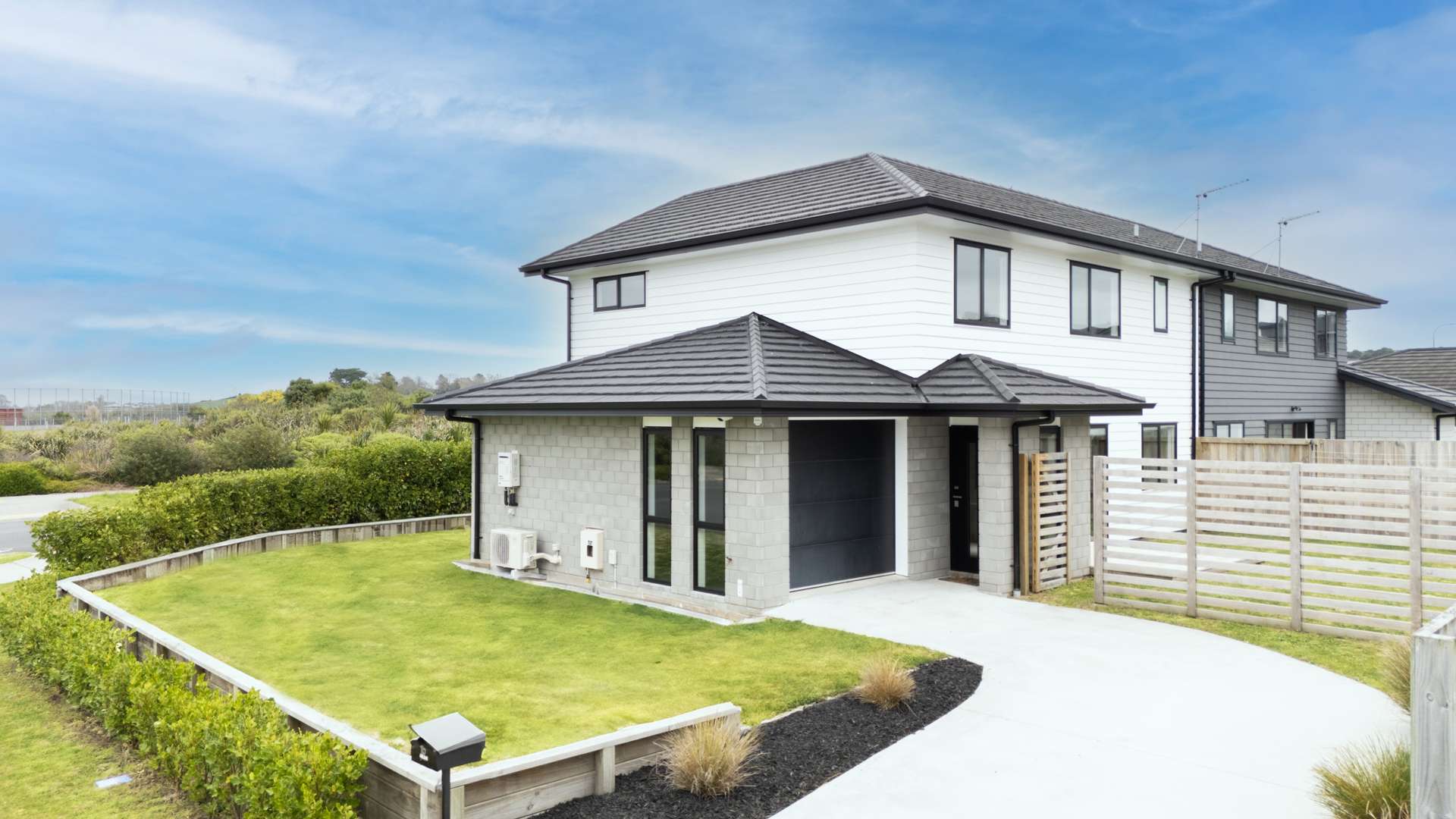 1A Arahi Place Rototuna North_0