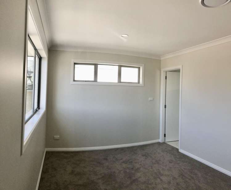 11 Aklander Rise Flat Bush_5