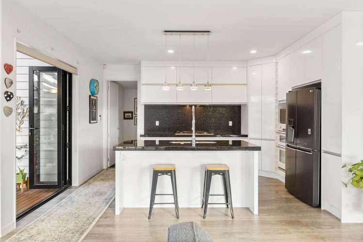 196 Wainui Road Millwater_11