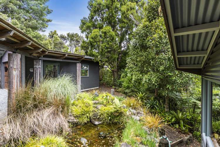 318 Forest Hill Road Waiatarua_34