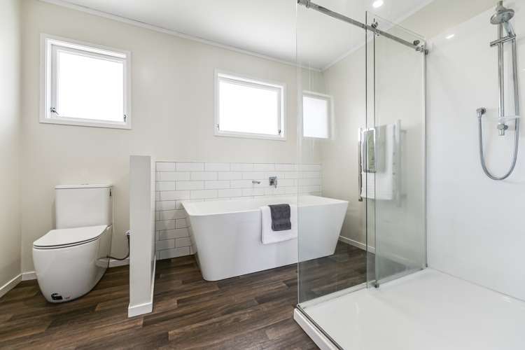 24 Bremworth Avenue Dinsdale_13