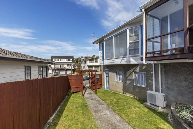 34 Fyvie Avenue Tawa_18