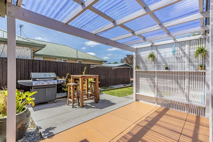 75a Farquhars Road Redwood_2