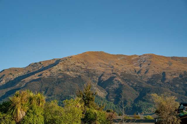 8 Yorkie Way Lake Hawea_2