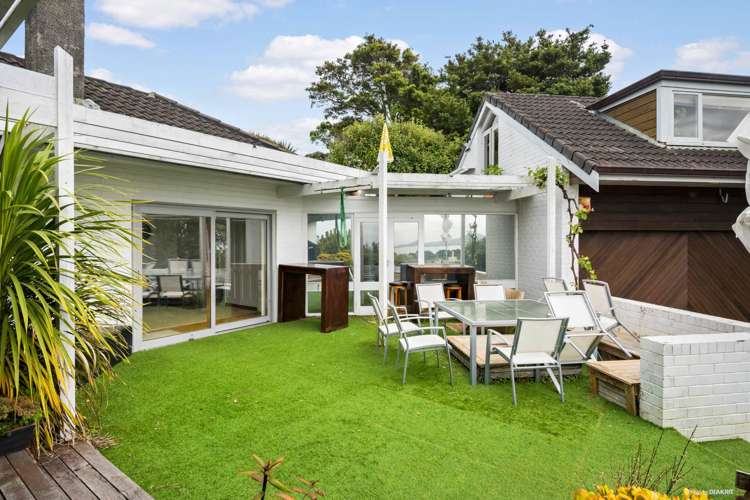 134 Beach Road Castor Bay_20