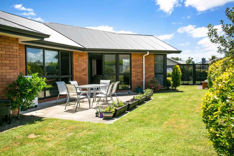 15 Tulip Drive Cambridge_5