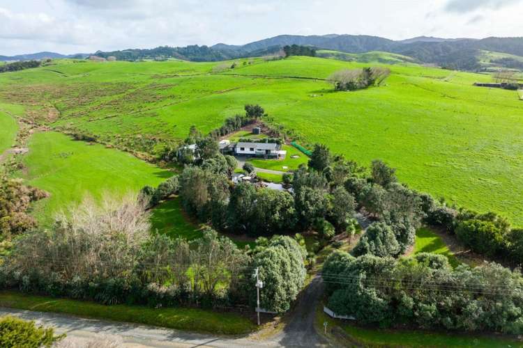 269 Brown Road Kaiwaka_37