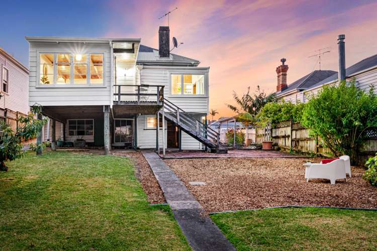 39 Richmond Avenue Northcote Point_15