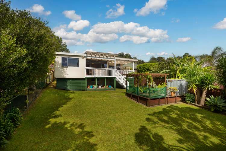 18 Alexis Avenue Mount Albert_34