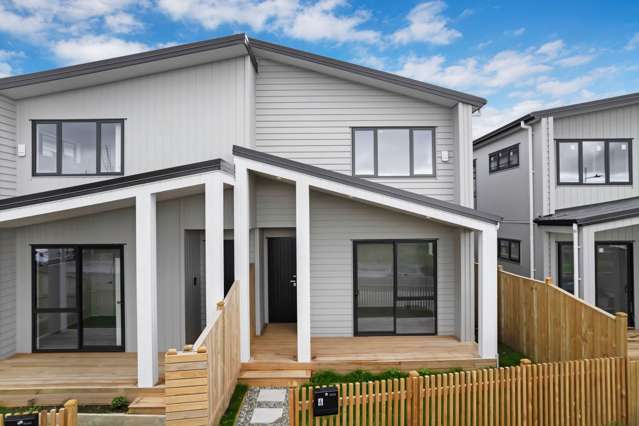 Brand New 4-Bedroom Duplex in Thriving Drury –...