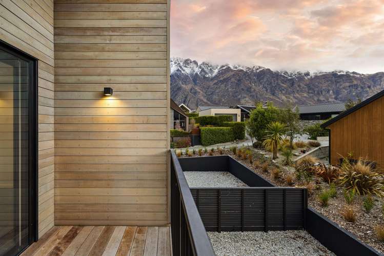 45B McAdam Drive Jacks Point_11