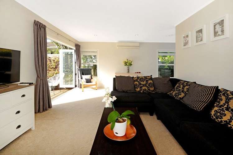 53 Saffron Street Birkdale_6