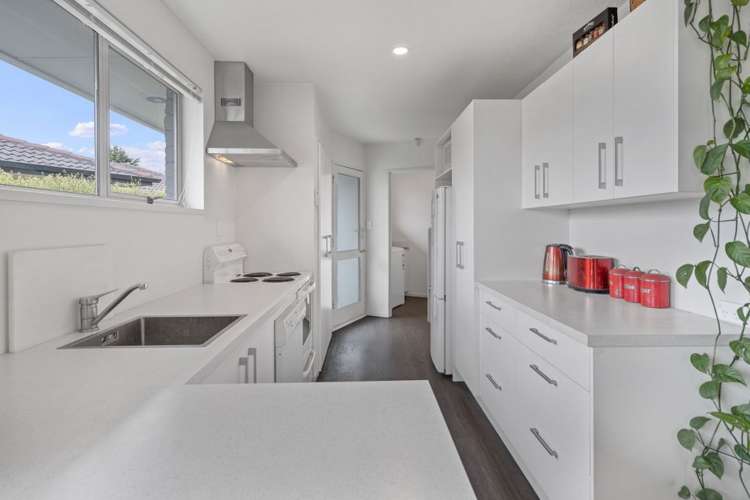 46 Oakley Crescent Hornby_5