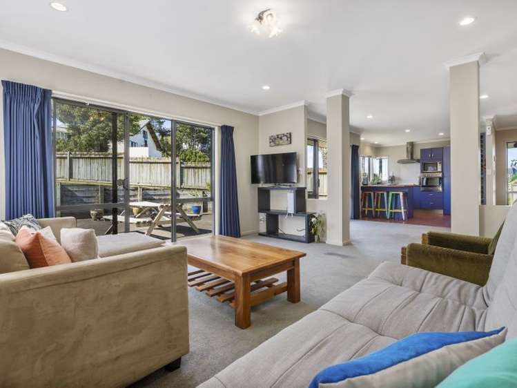 76 Osprey Drive Welcome Bay_3