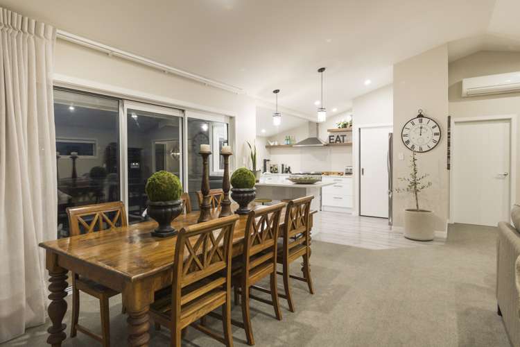 133 Cashmere Drive Fitzherbert_7