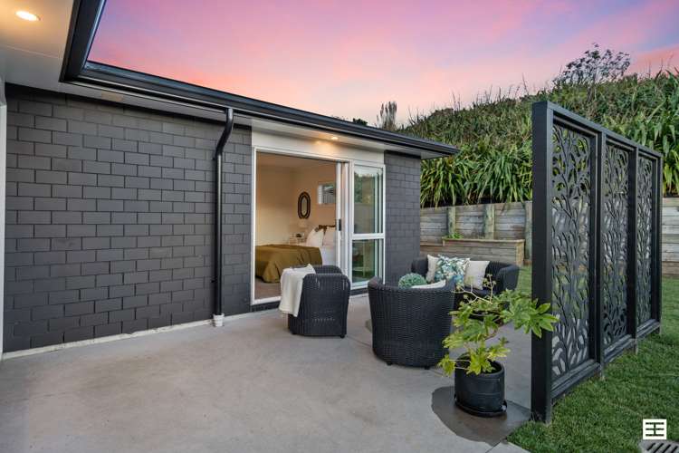 53 Awataha Crescent Pyes Pa_19