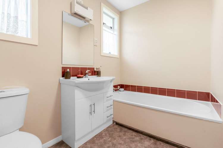 A/12 Brighton Road Green Island_14