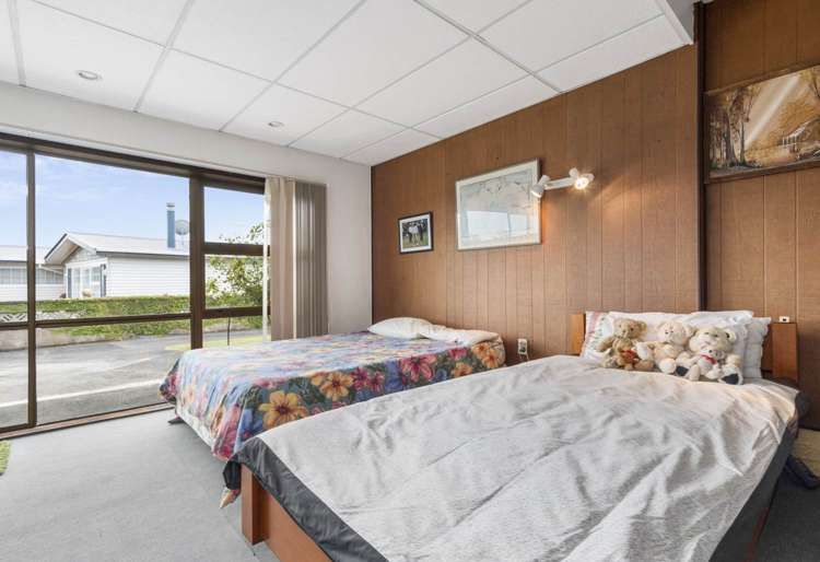 64 Kimber Hall Ave Mount Roskill_13