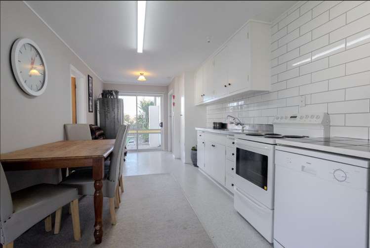 69 Main Road Whataroa_8