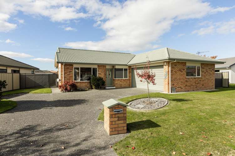 7 Forbury Way_0