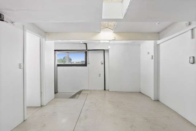 2/35-39 View Road Wairau Valley_4