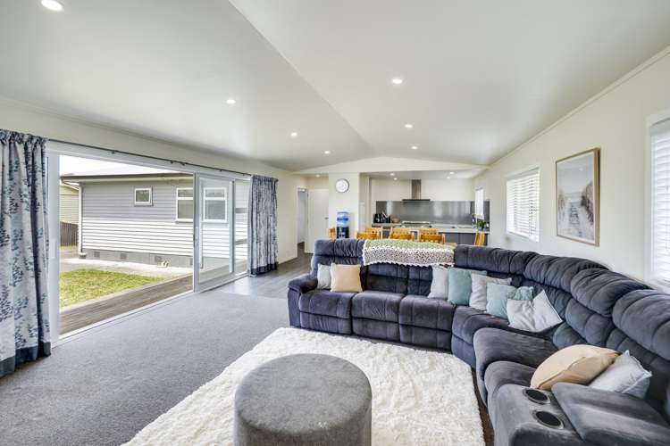 18 Berwick Street Flaxmere_1