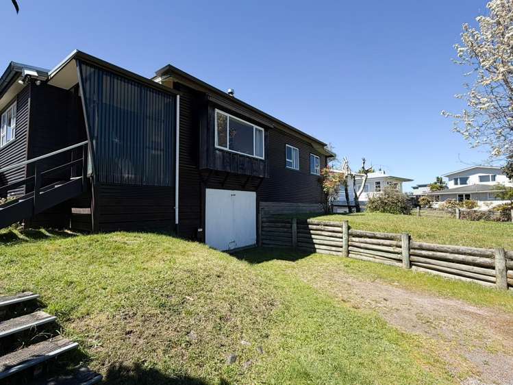 22 Mere Road Taupō_11