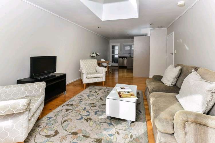 2/12a Sanders Avenue Takapuna_12