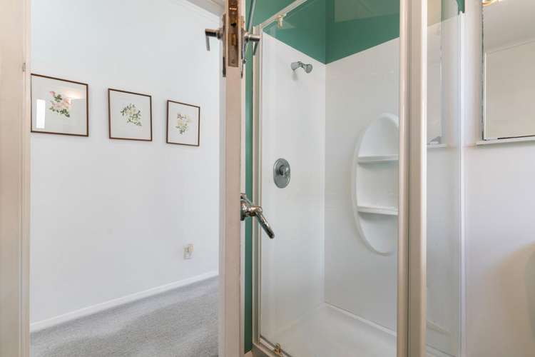57 Park Road Carterton_24
