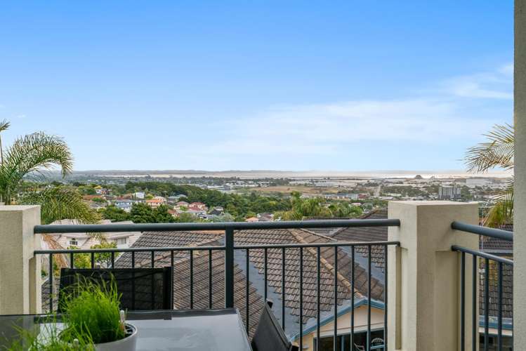 56 Ribbonwood Crescent Goodwood Heights_3