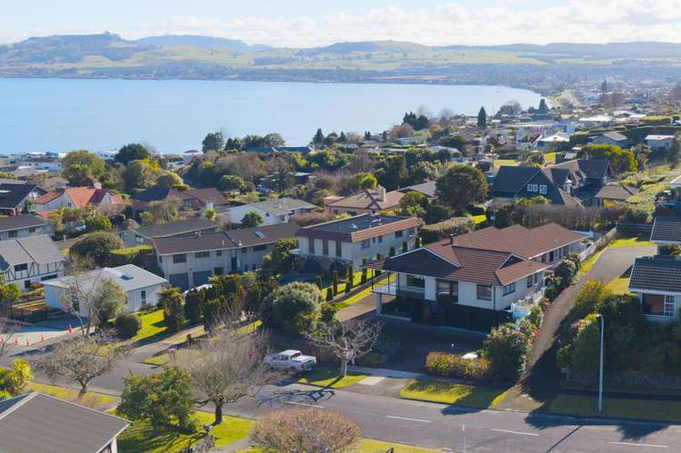 62 Harvey Street Waipahihi_26