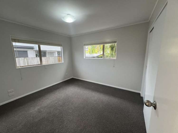 37B Walton Street Red Beach_6
