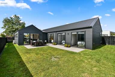 183 Victoria Street West_2