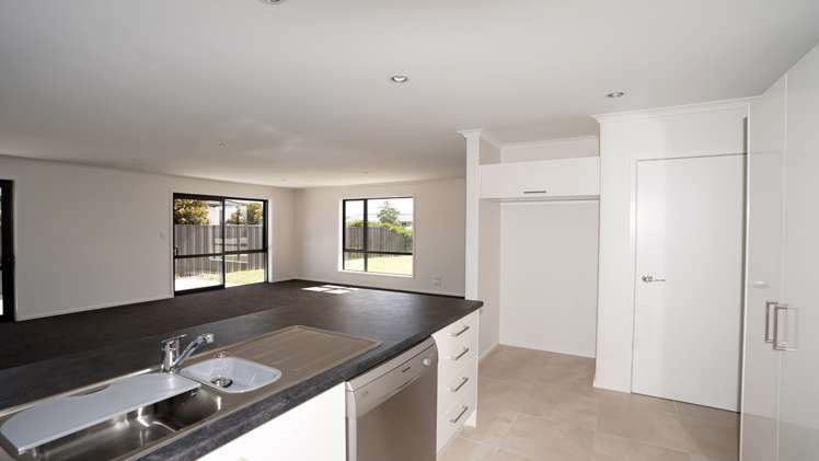 8 Lowburn Avenue Waipu_6