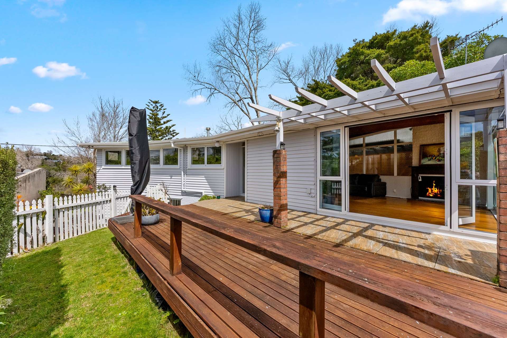 27 Colmar Road Mellons Bay_0