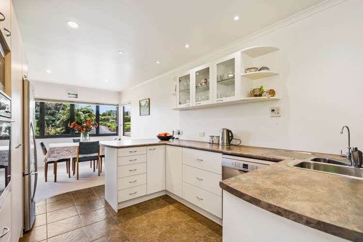 76 Forest View Road Kamo_15