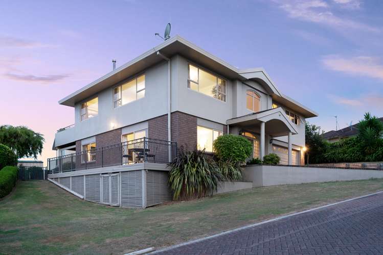 4 Village Way Welcome Bay_23