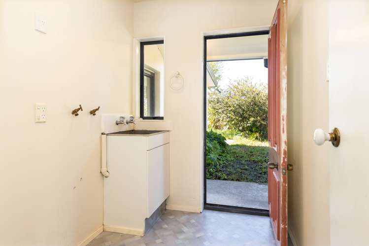 42 Bush Road Tuamarina_21