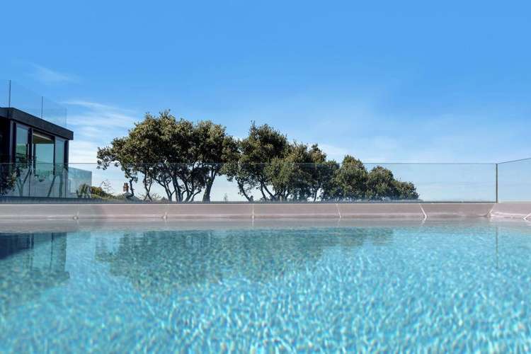 41 Beach Road Castor Bay_21