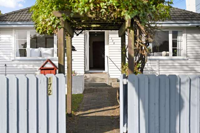Timeless Charm, Spacious & Zoned for top Schools