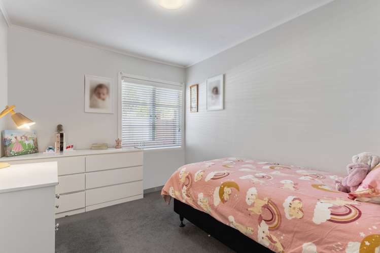 61 Beach Road Te Atatu Peninsula_12